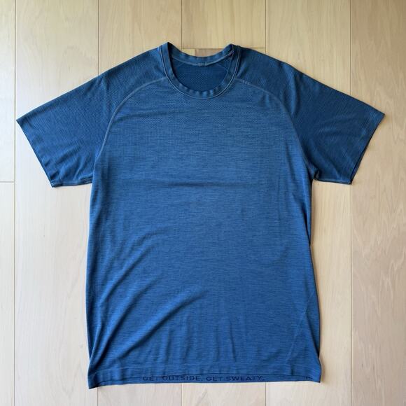 Lululemon Vent Shirt Medium Blue Yoga Running Workout Sportswear Athleisurea - Picture 2 of 8